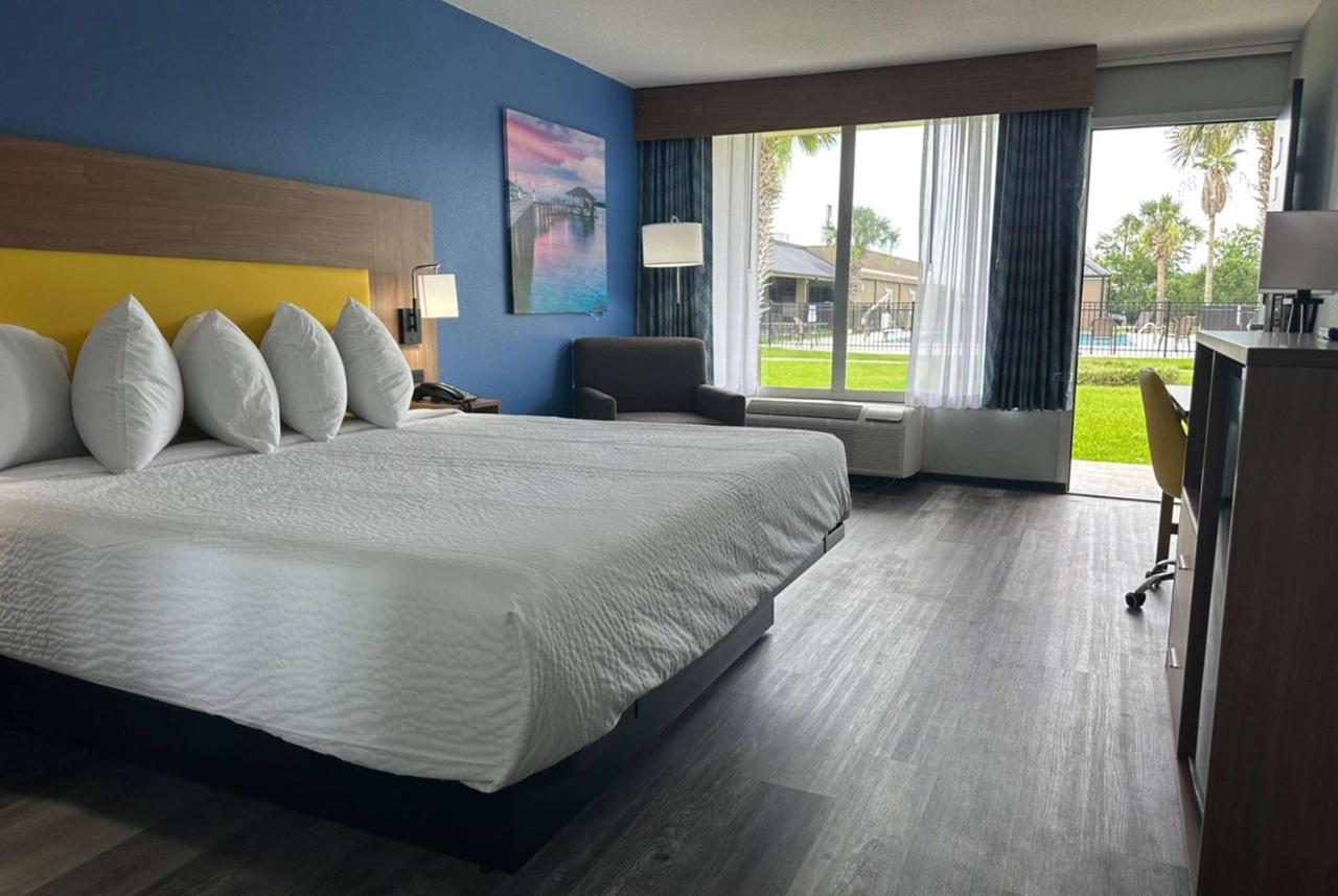 Days Inn & Suites By Wyndham Jennings Zewnętrze zdjęcie