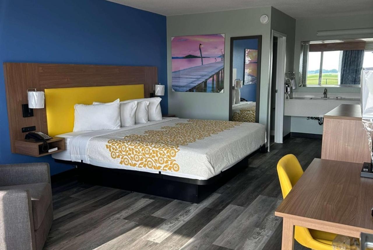 Days Inn & Suites By Wyndham Jennings Zewnętrze zdjęcie